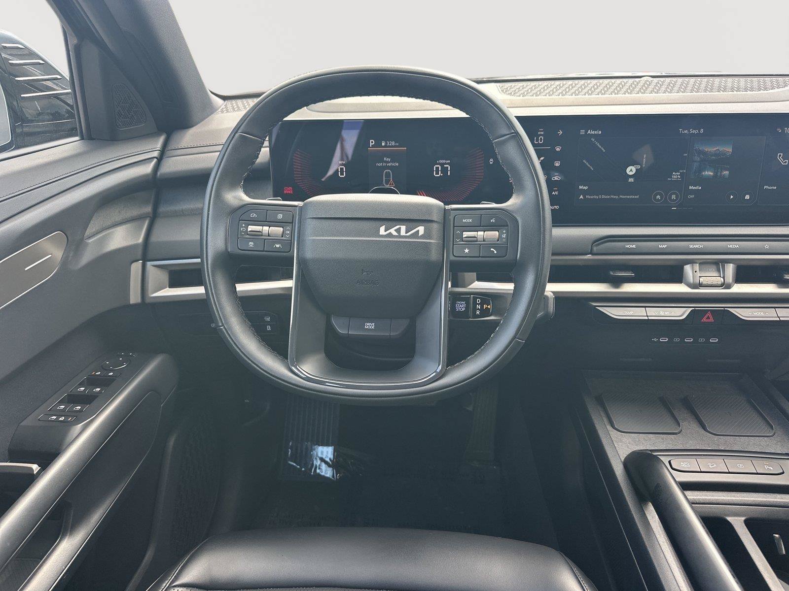 Used 2027 Kia Telluride LX FWD image 19