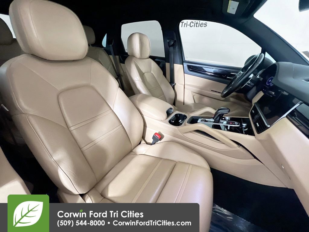 Used 2021 Porsche Cayenne S image 17