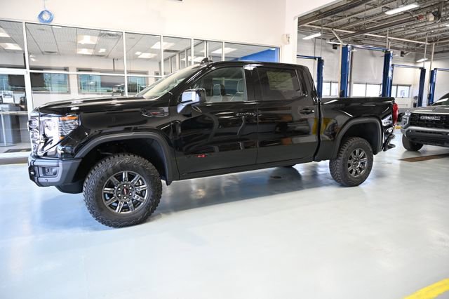 New 2026 GMC Sierra 1500 AT4X w/ LPO, Black Badging Package AWD/4WD image 12