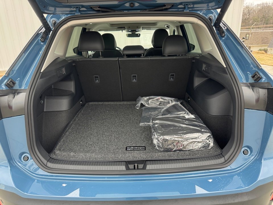 New 2026 Volkswagen Tiguan SE AWD/4WD image 15