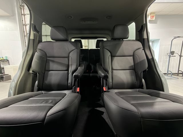 Used 2023 GMC Acadia SLT FWD image 29
