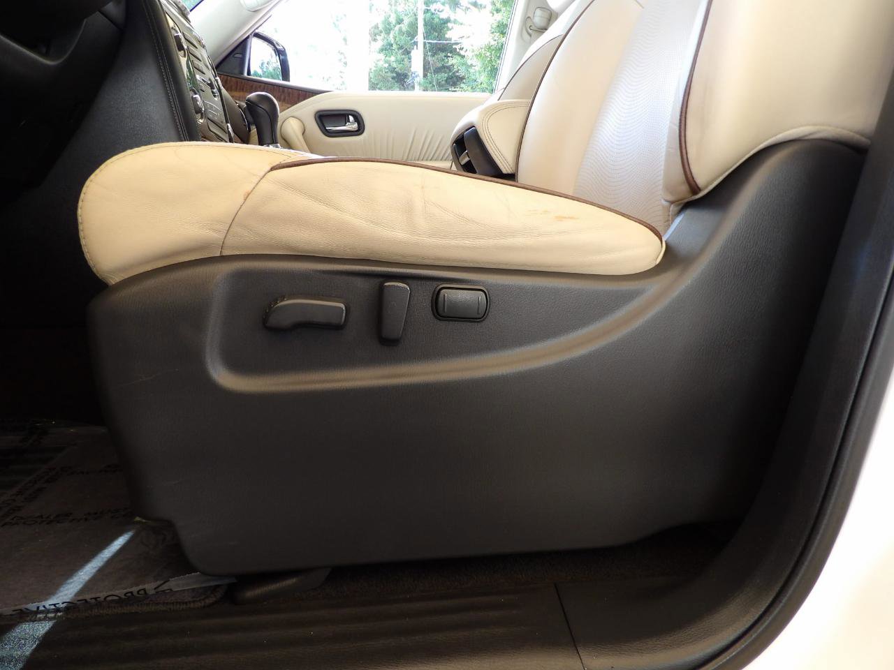 Used 2019 Nissan Armada SL w/ Premium Package image 16