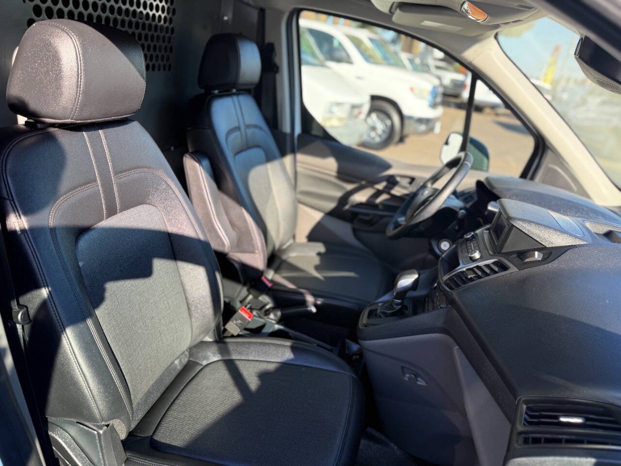Used 2022 Ford Transit Connect XL FWD image 38