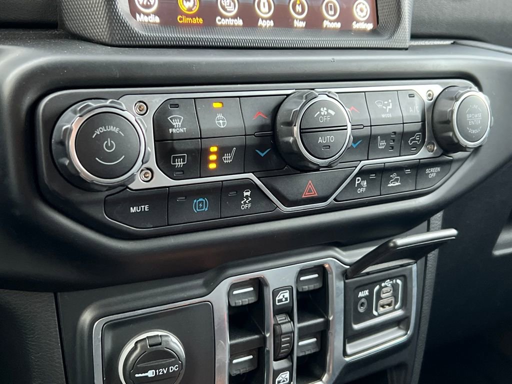 Used 2021 Jeep Wrangler Unlimited Sahara w/ Cold Weather Group image 32