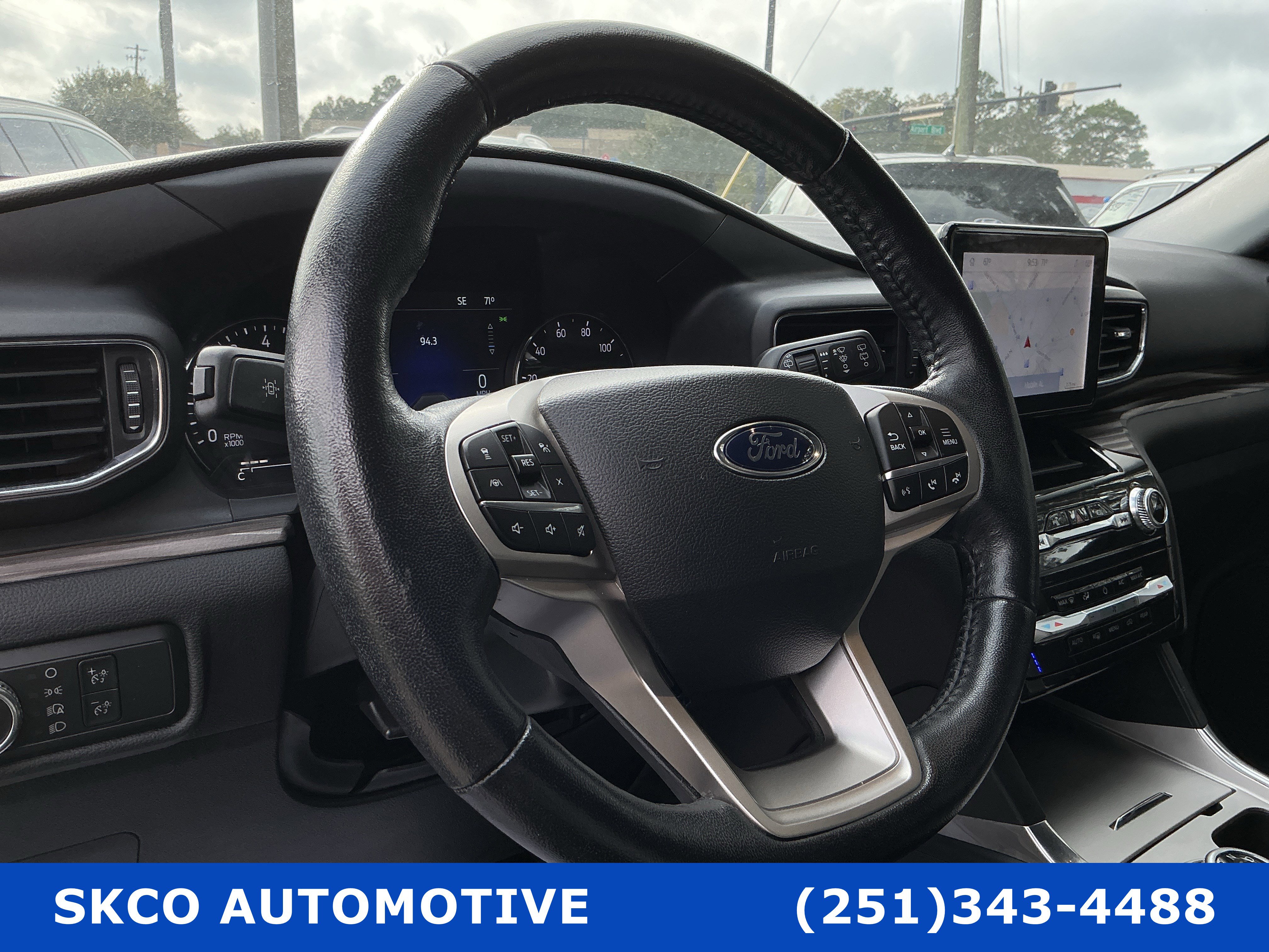 Used 2022 Ford Explorer Limited image 19