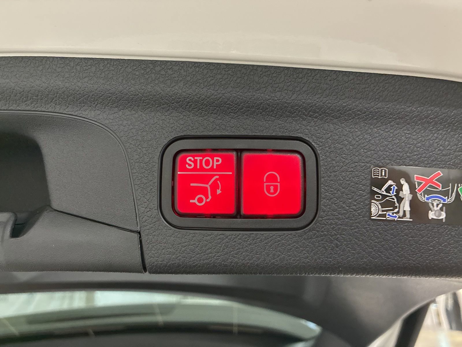 New 2026 Mercedes-Benz GLE 53 AMG 4MATIC image 6