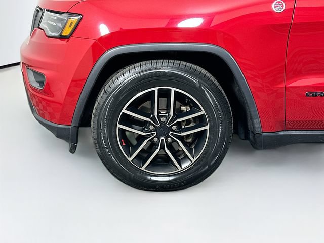 Used 2019 Jeep Grand Cherokee Trailhawk w/ Trailhawk Luxury Group AWD/4WD image 37
