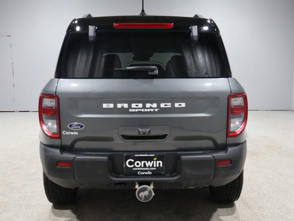 Used 2025 Ford Bronco Sport Badlands image 3