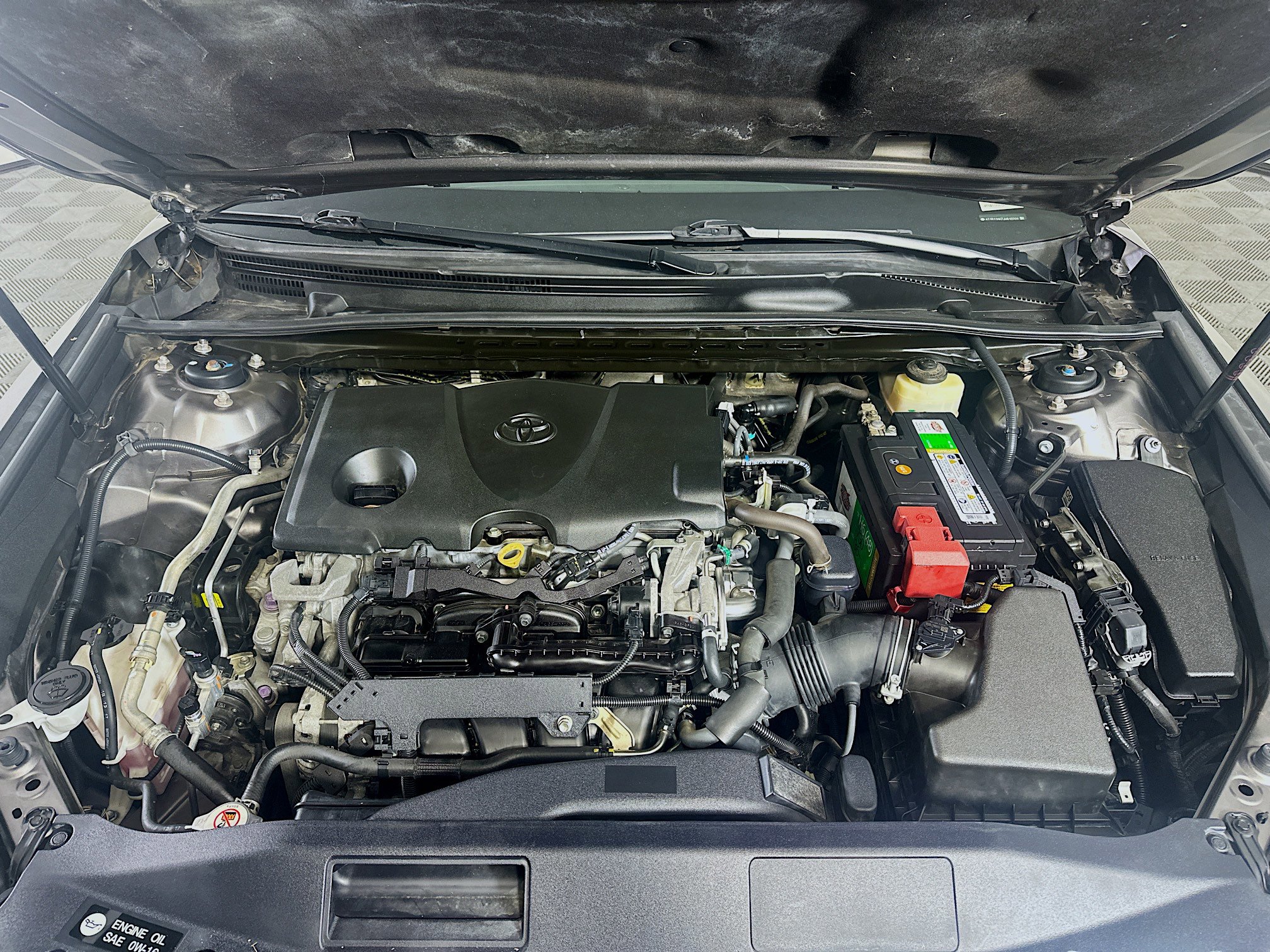 Used 2018 Toyota Camry LE image 32