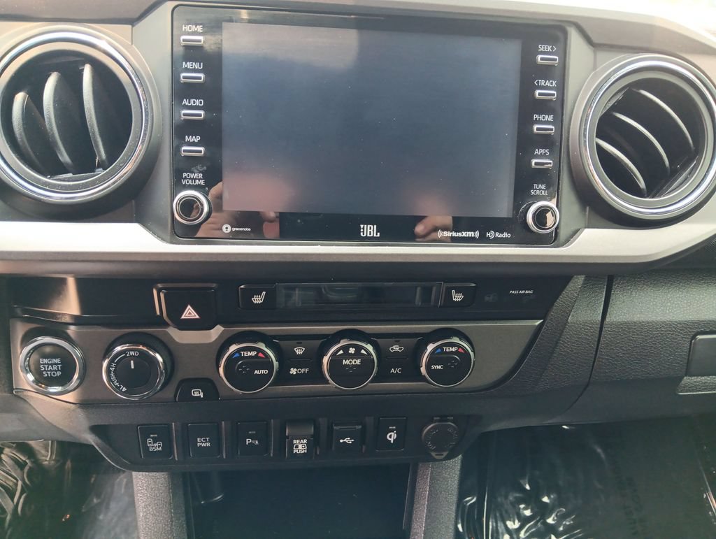 Used 2023 Toyota Tacoma TRD Off-Road w/ TRD Premium Off Road Package AWD/4WD image 18