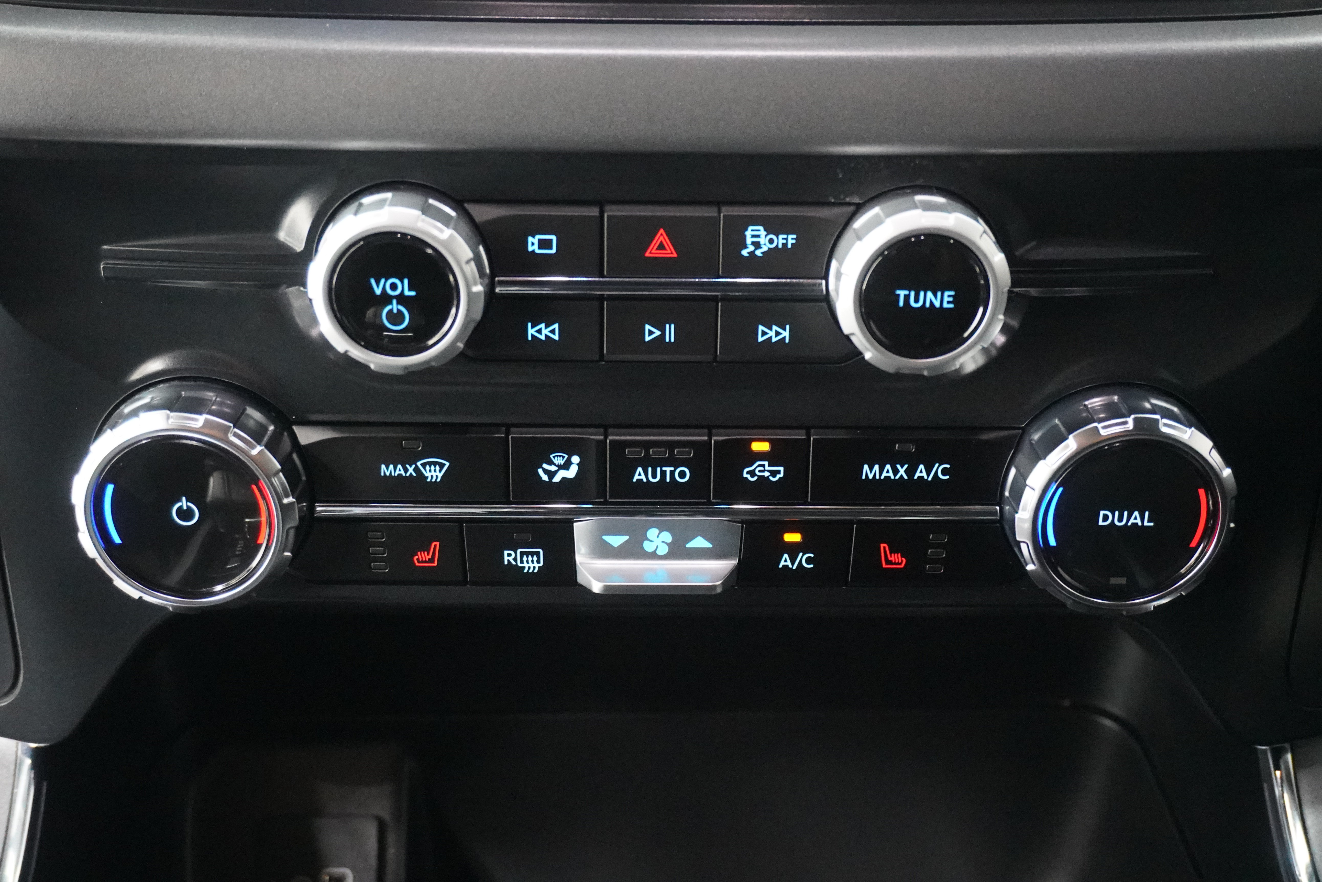 Used 2026 Ford F150 XLT w/ Equipment Group 302A MID RWD image 21