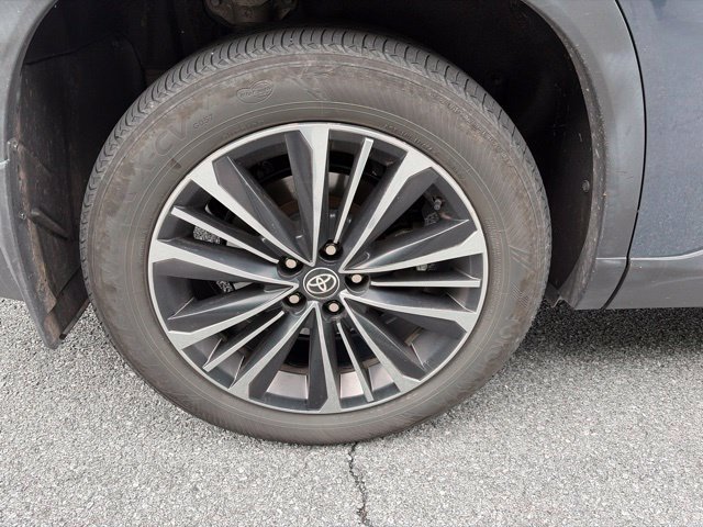 Used 2025 Toyota Grand Highlander AWD Hybrid image 10