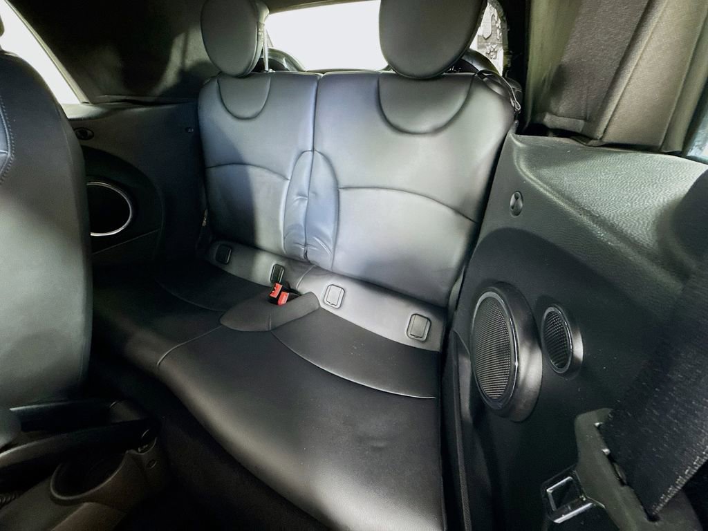 Used 2011 MINI Cooper S image 28