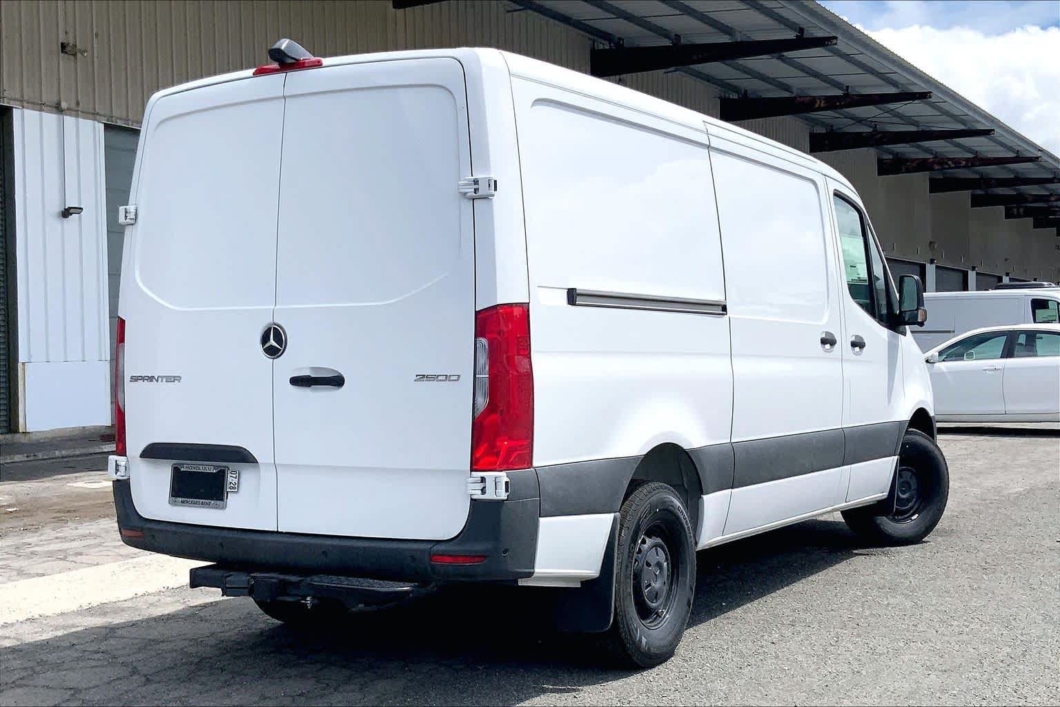 Used 2026 Mercedes-Benz Sprinter 2500 image 7