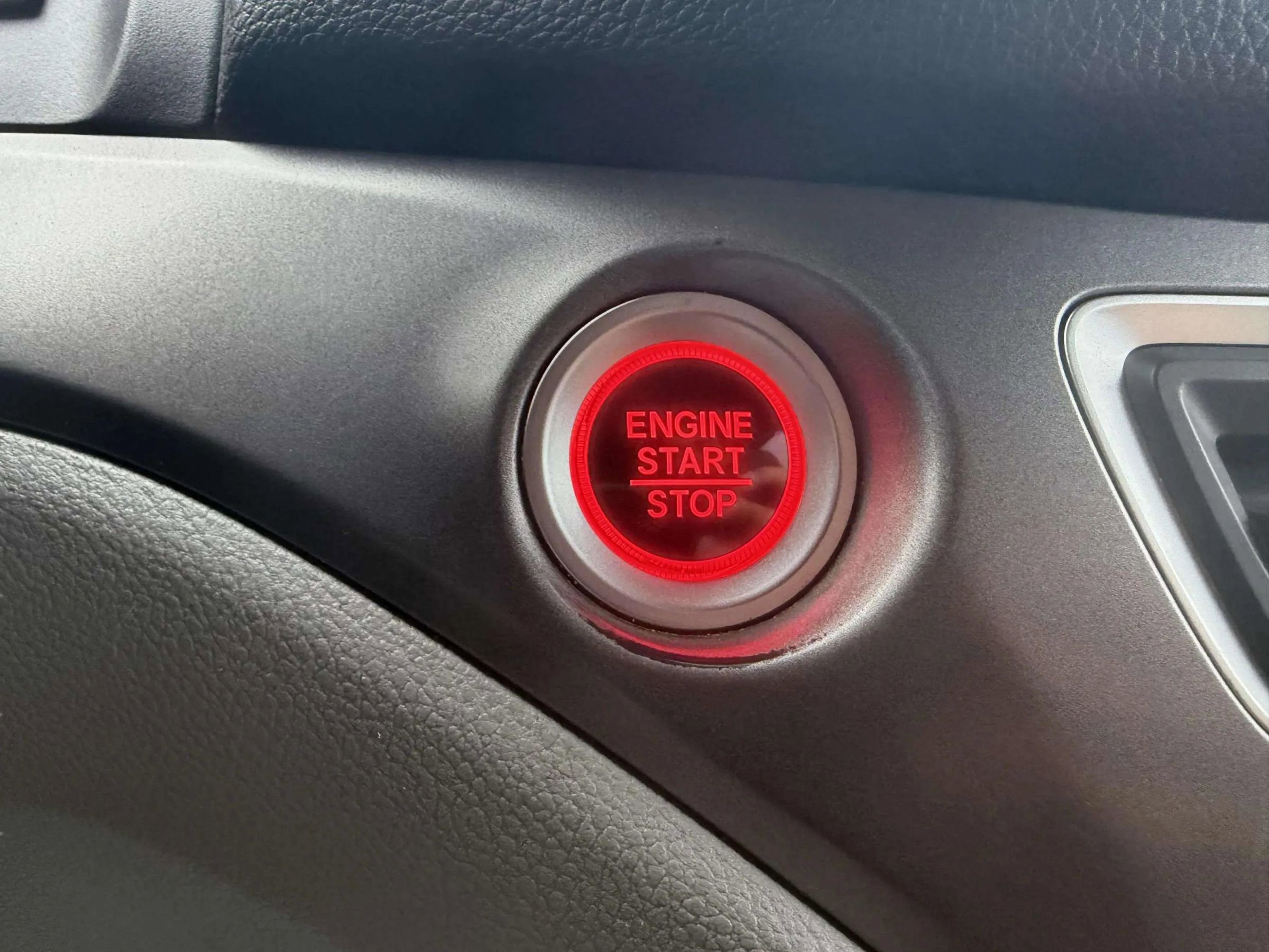 Used 2019 Honda Pilot LX image 28