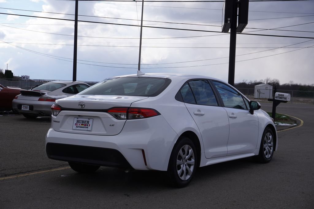 Used 2023 Toyota Corolla LE image 7