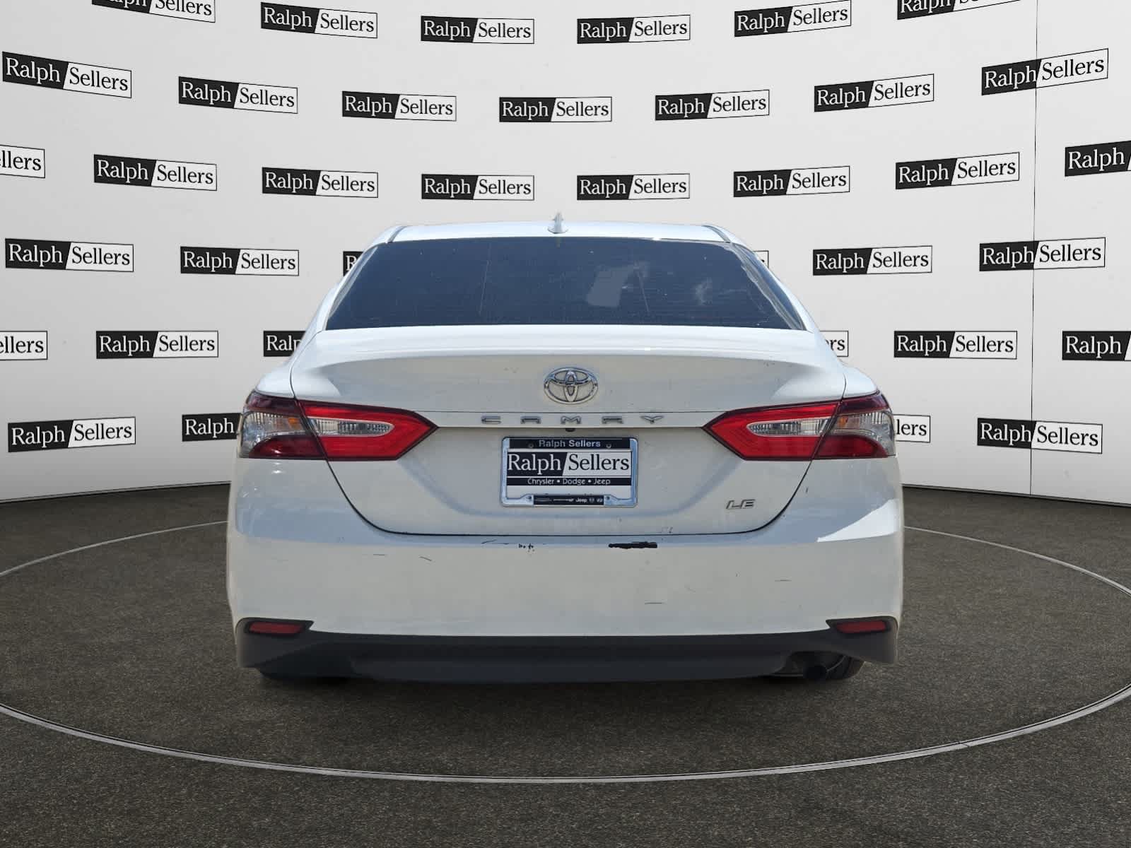 Used 2023 Toyota Camry LE FWD image 5