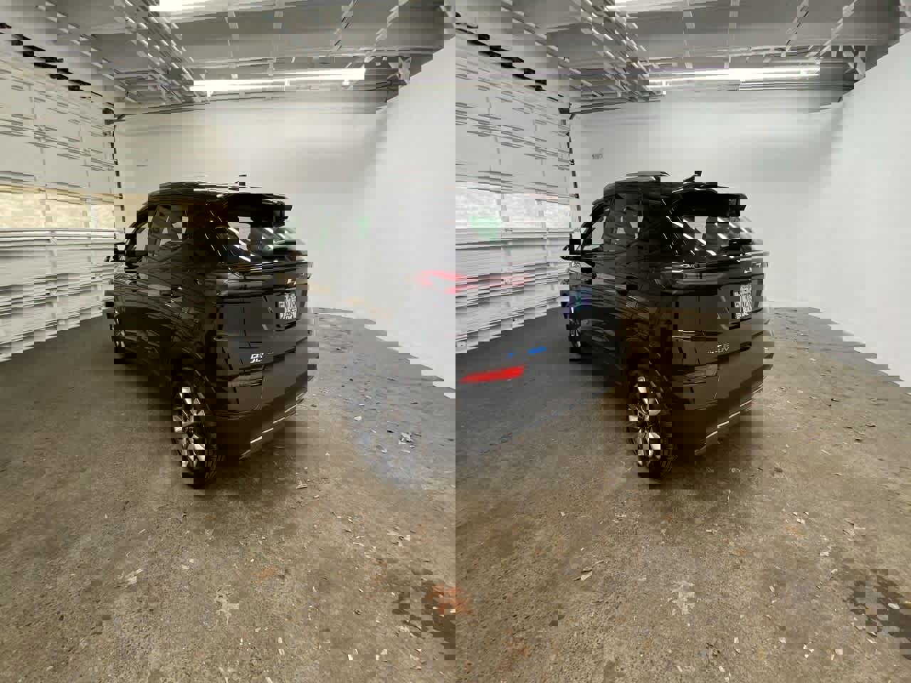 Used 2023 Chevrolet Bolt EUV LT w/ Convenience Package image 4