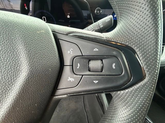 Used 2025 Chevrolet TrailBlazer LT AWD/4WD image 27