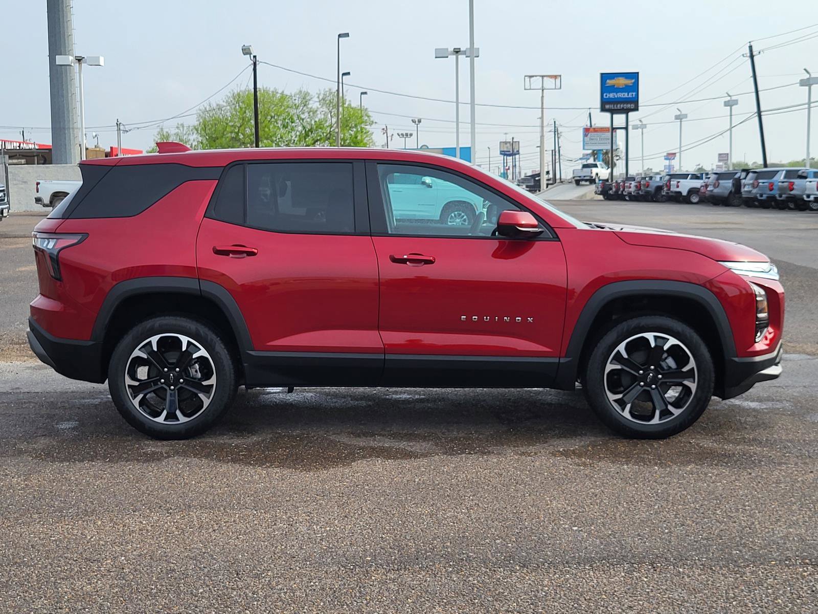 New 2026 Chevrolet Equinox LT image 6