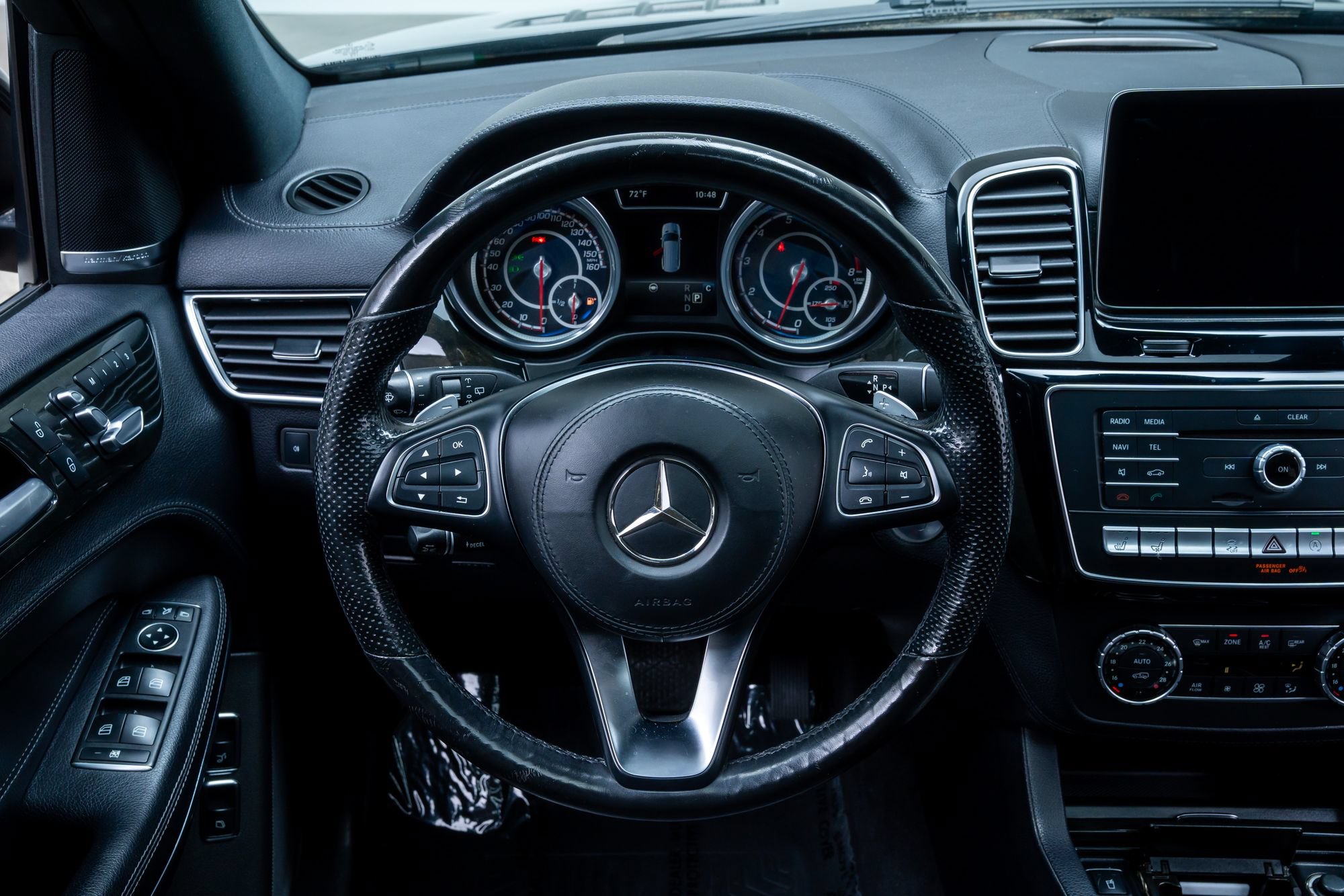 Used 2018 Mercedes-Benz GLS 550 4MATIC image 10
