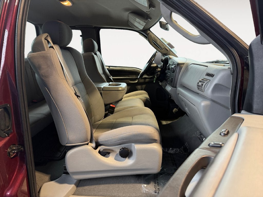Used 2006 Ford F250 XLT AWD/4WD image 23