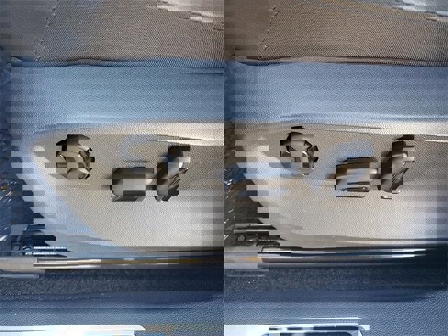 Certified 2024 Volkswagen Tiguan SE R-Line image 19