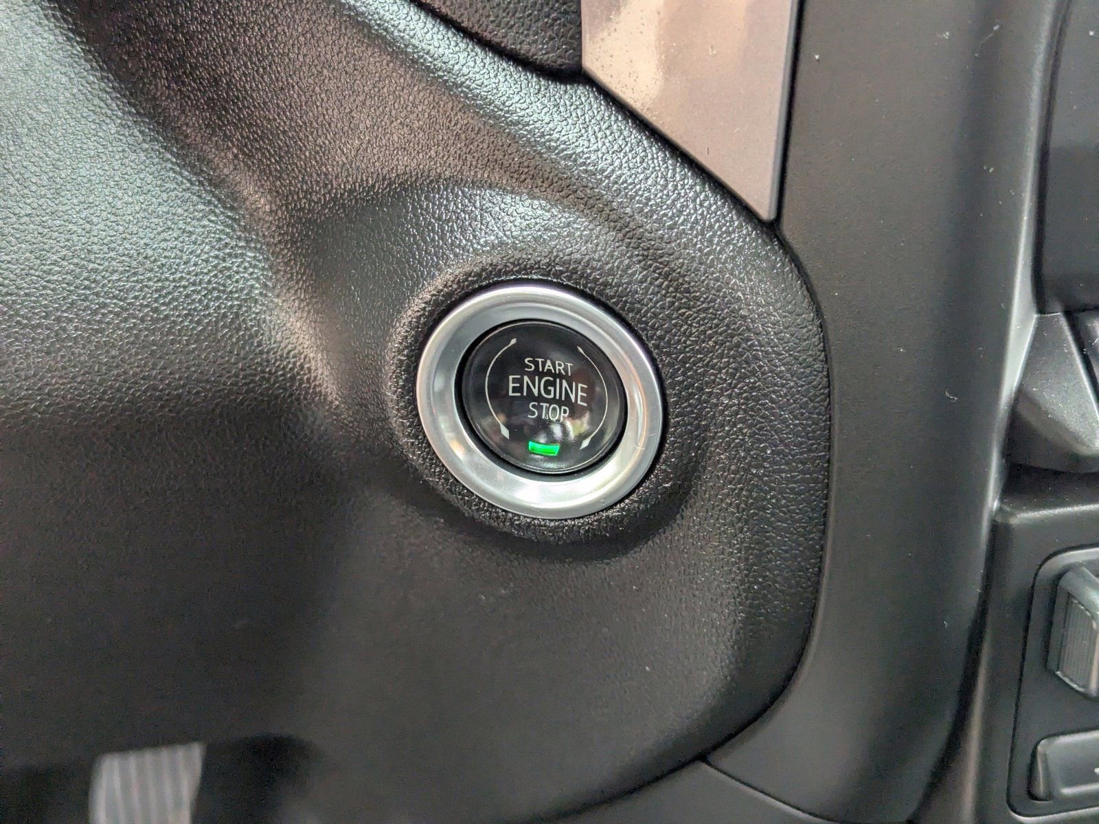 Used 2025 Chevrolet Silverado 2500 Custom w/ Custom Convenience Package image 31