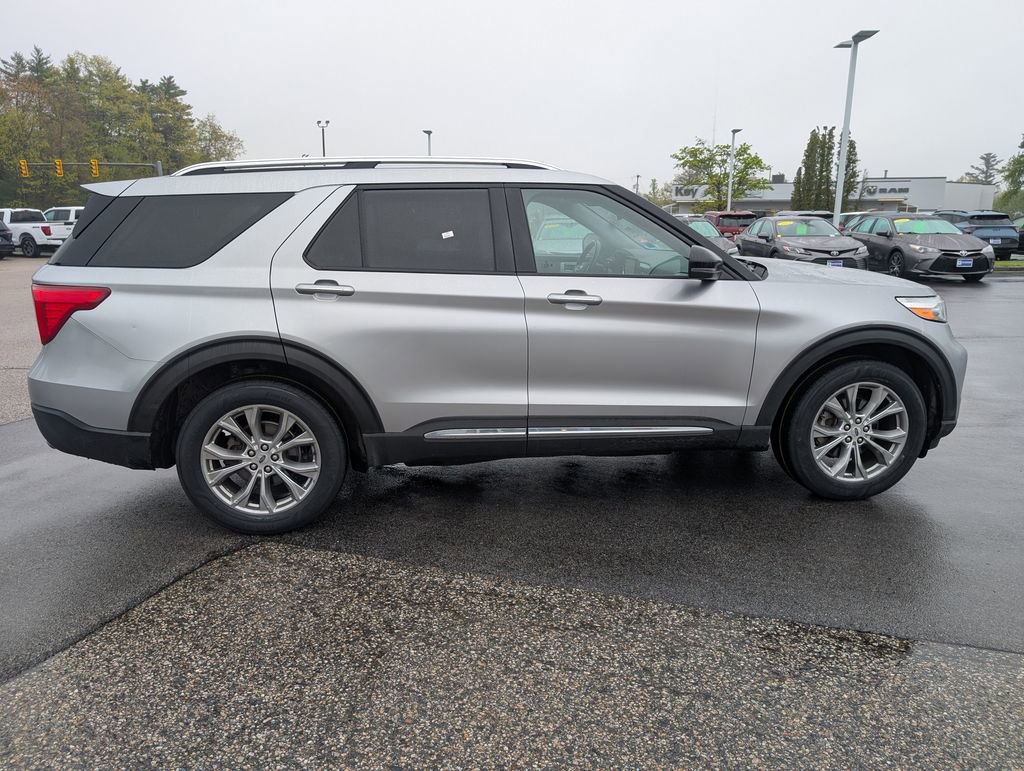 Used 2021 Ford Explorer Limited w/ Equipment Group 301A AWD/4WD image 6