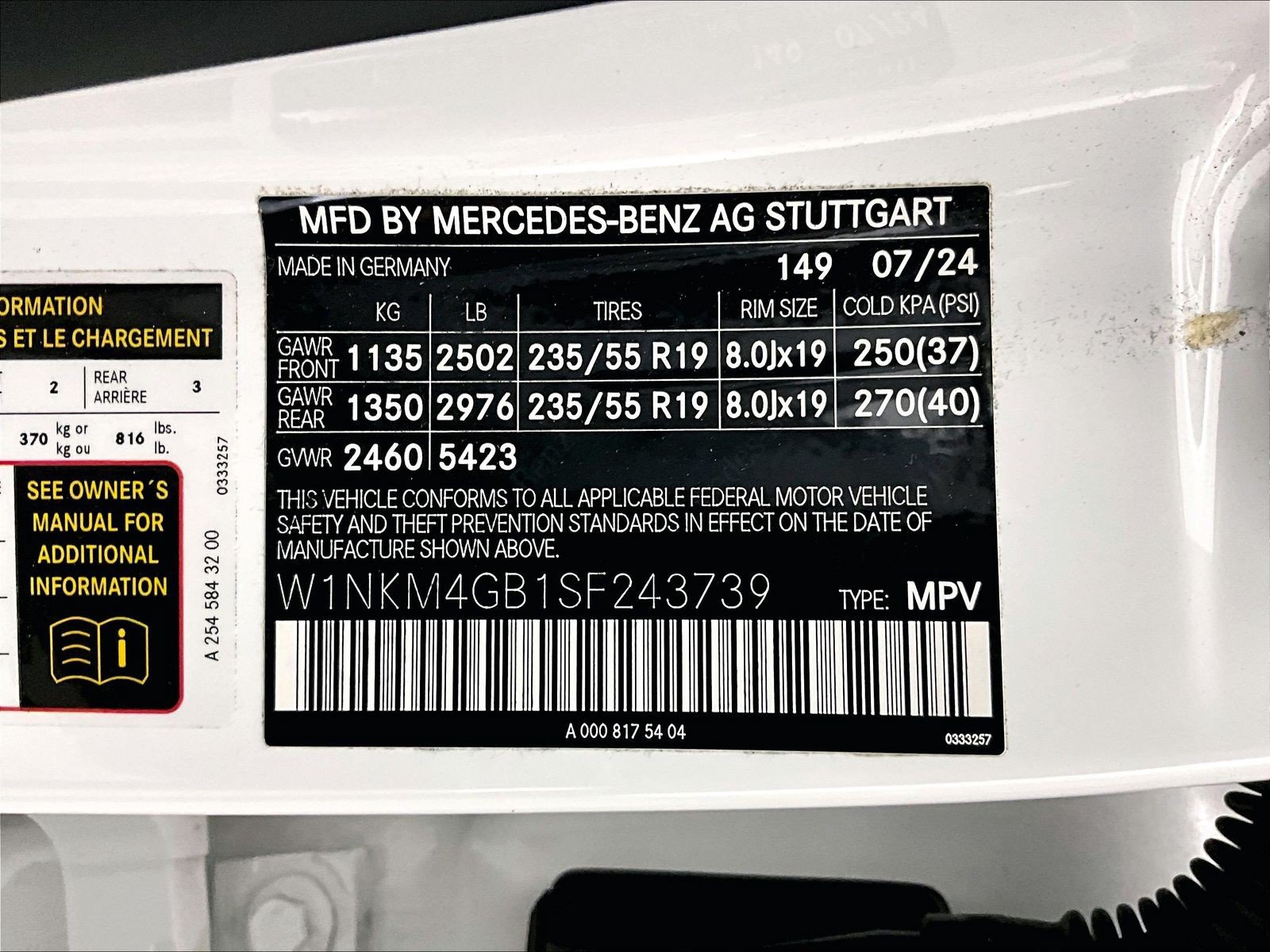 Certified 2025 Mercedes-Benz GLC 300 image 33