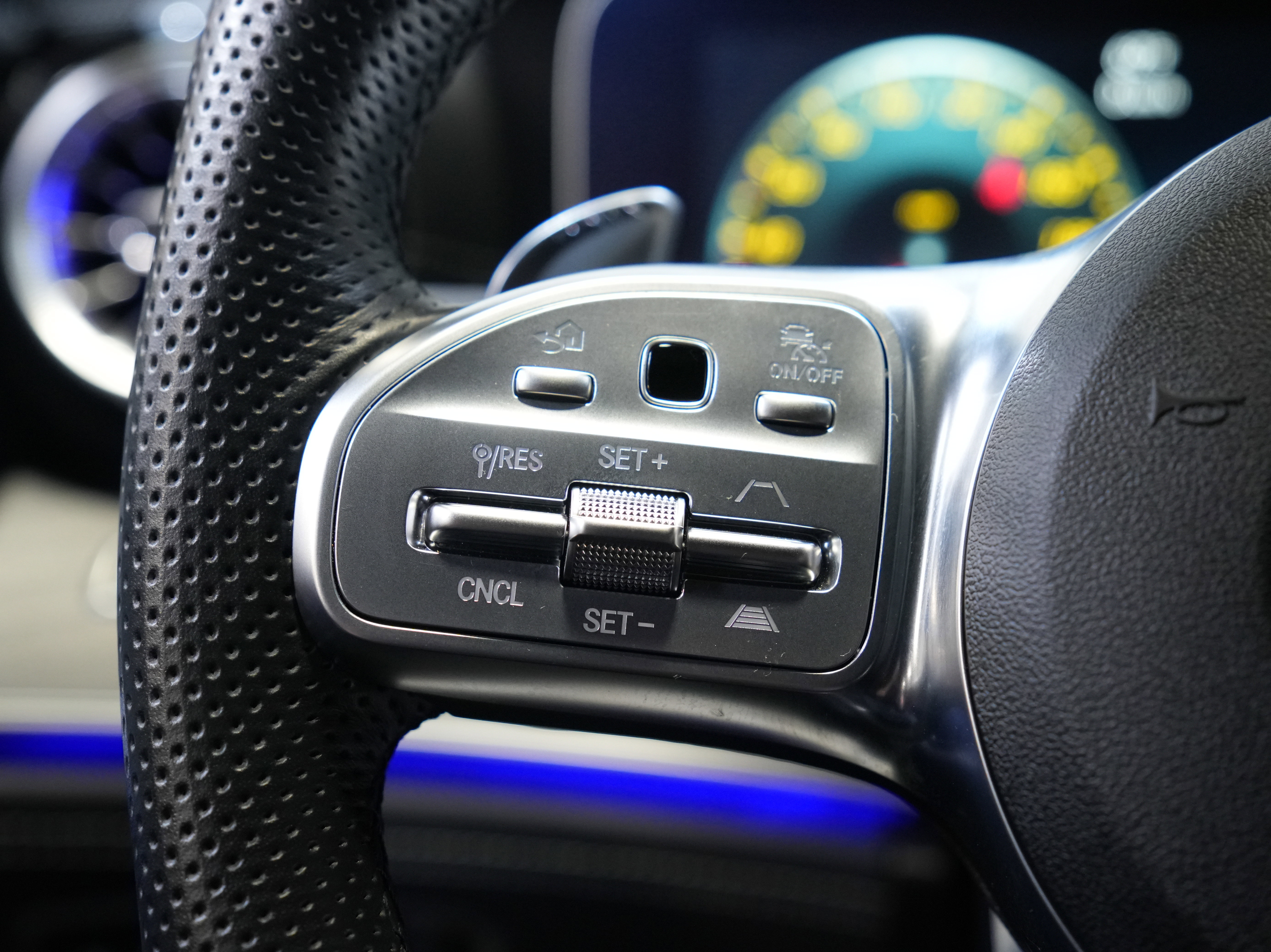 Used 2019 Mercedes-Benz AMG GT 63 w/ AMG Aerodynamics Package image 45