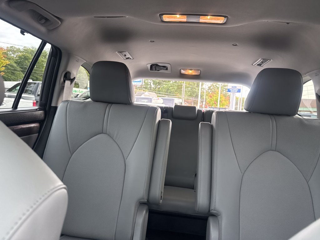 Used 2023 Toyota Highlander Limited AWD/4WD image 43