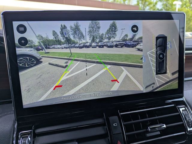 Certified 2023 Lincoln Navigator L Reserve AWD/4WD image 19