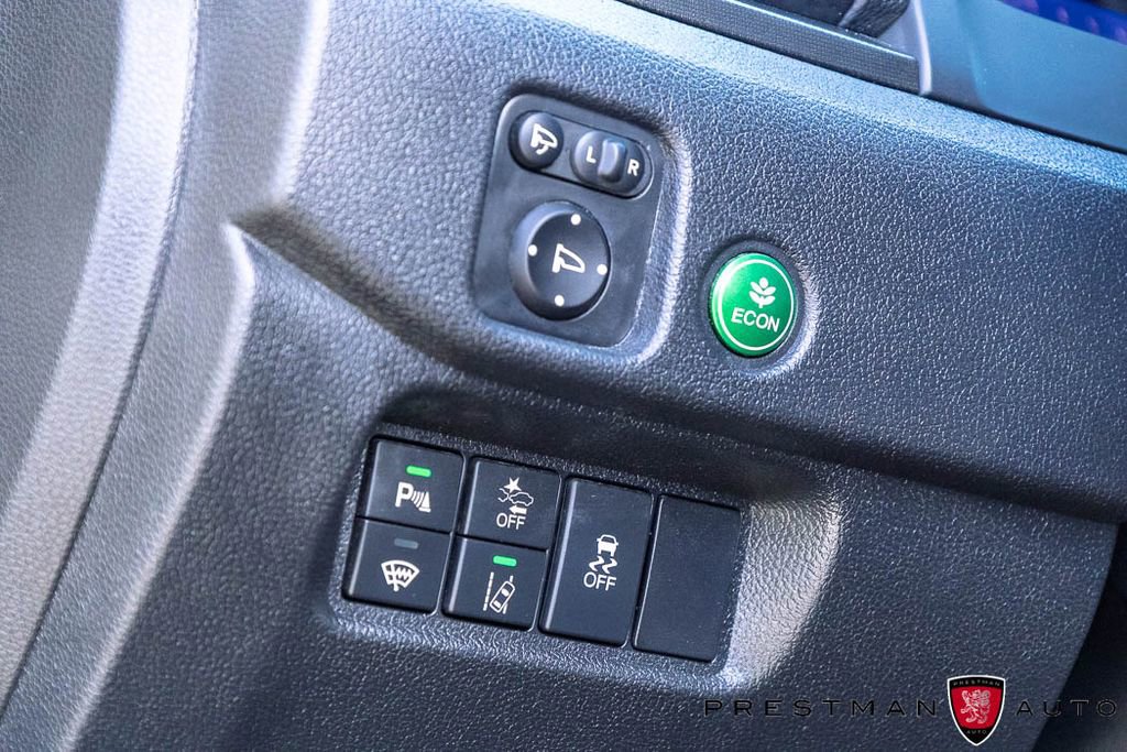 Used 2025 Honda Passport TrailSport image 28