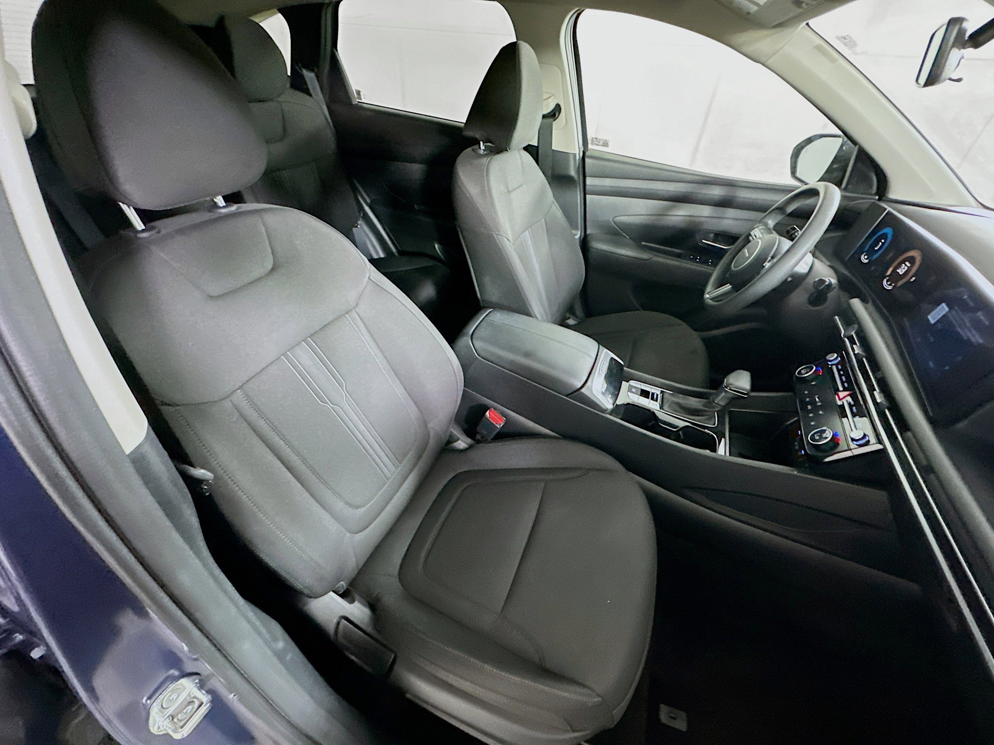 Used 2025 Hyundai Tucson SEL FWD image 31