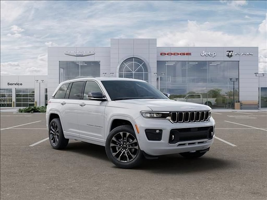 New 2025 Jeep Grand Cherokee Overland AWD/4WD image 5