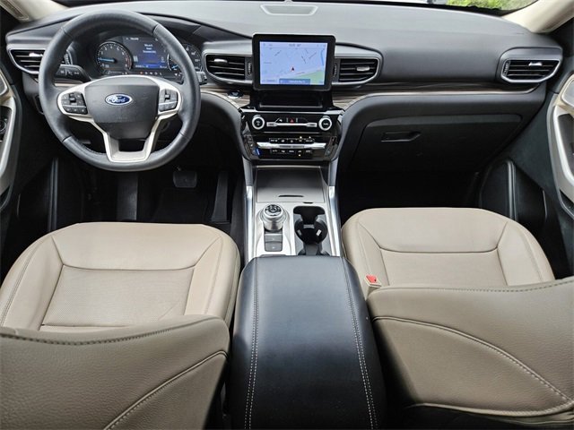 Used 2024 Ford Explorer Limited image 9