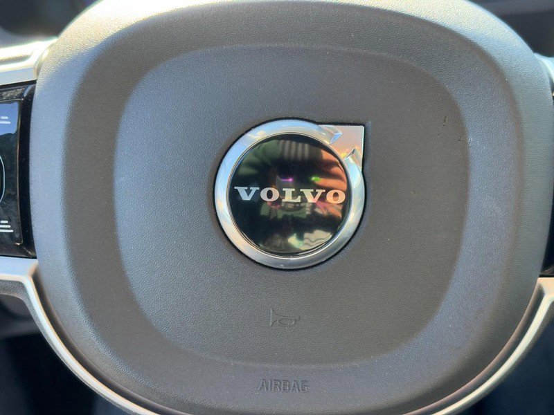Used 2025 Volvo XC90 B6 Plus image 20