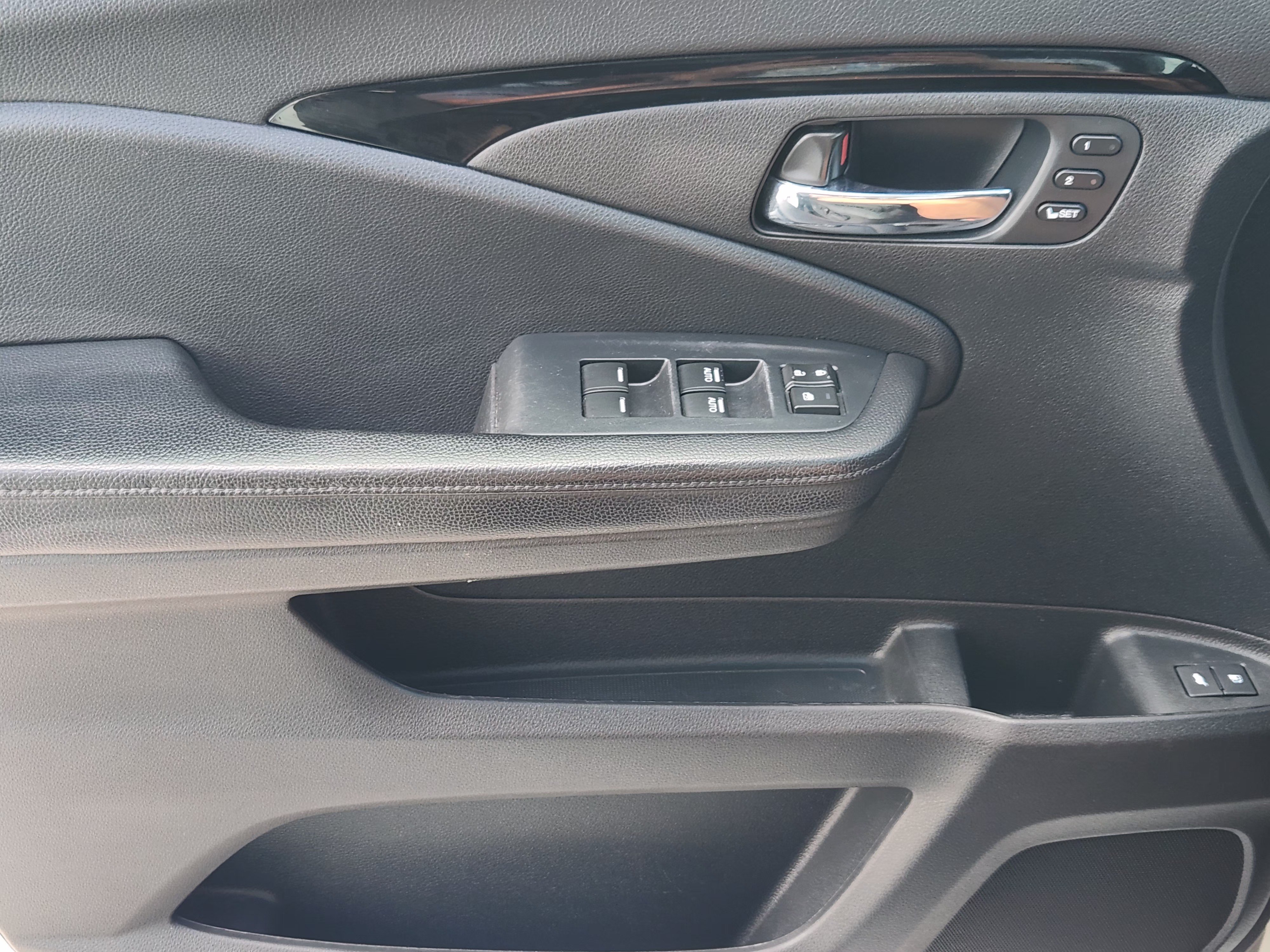 Used 2021 Honda Pilot Touring image 24