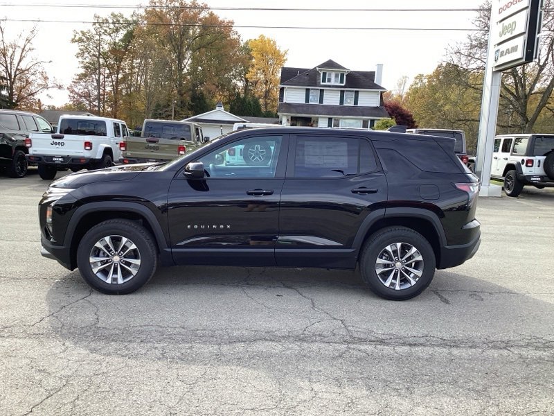 New 2026 Chevrolet Equinox LT w/ Convenience Package II image 4