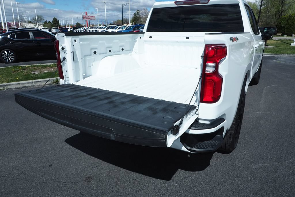 Used 2022 Chevrolet Silverado 1500 RST AWD/4WD image 17