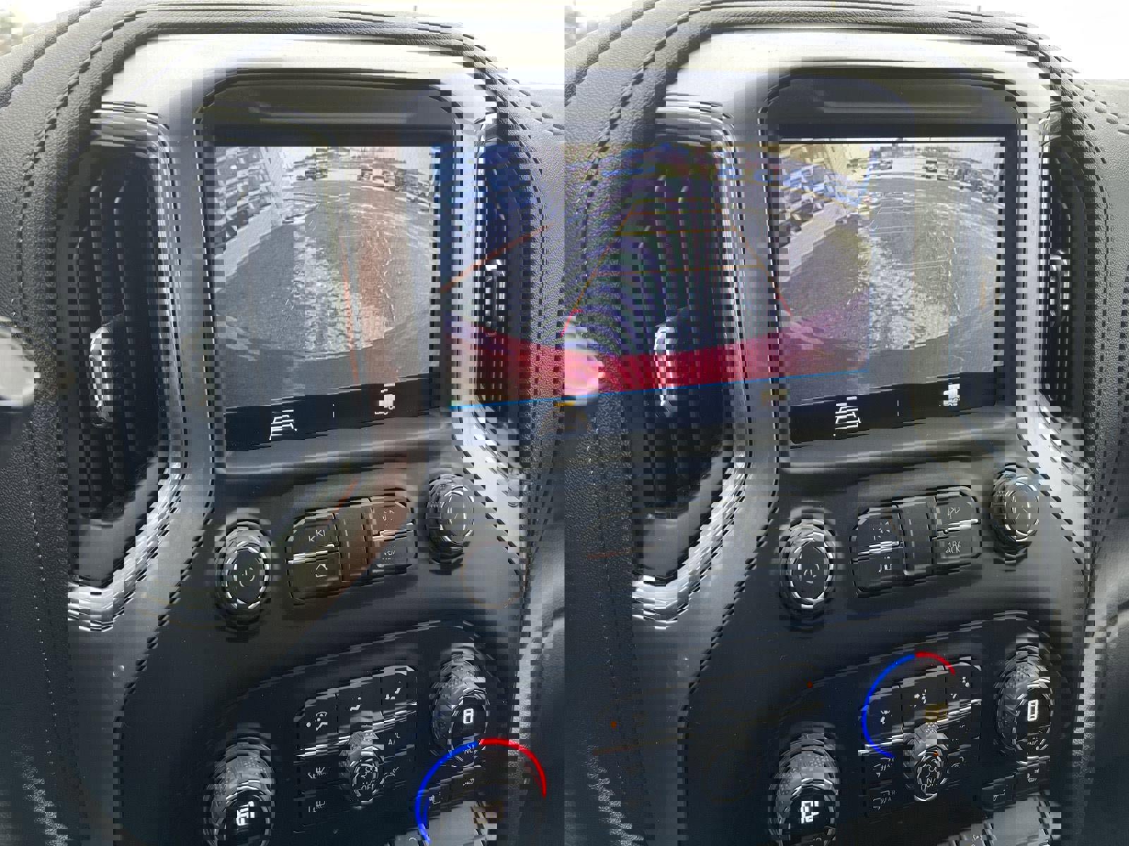 Used 2019 Chevrolet Silverado 1500 LT w/ All-Star Edition image 6