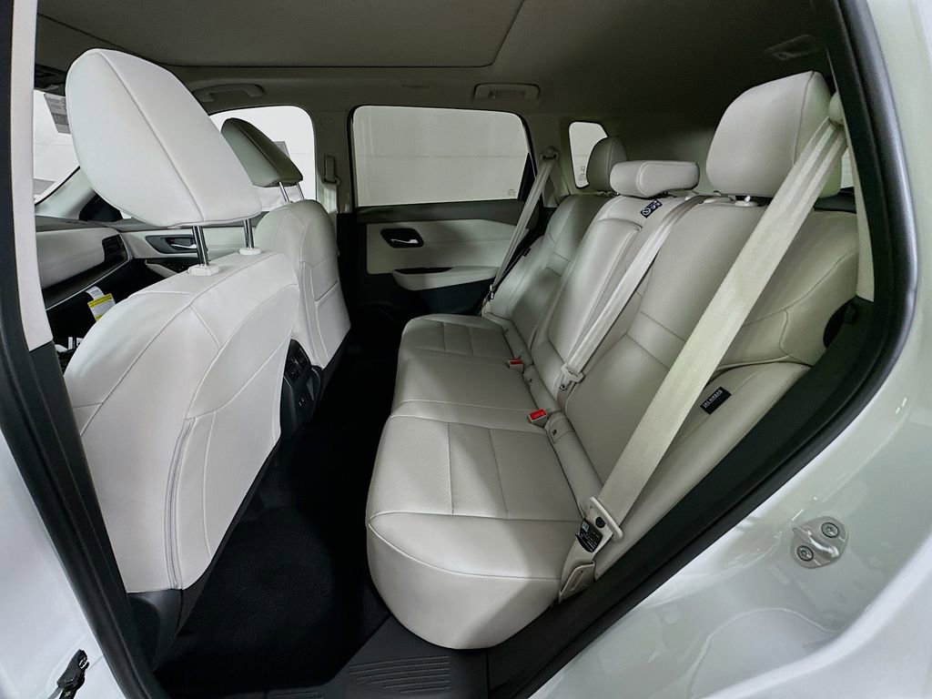 New 2026 Nissan Rogue SV image 31