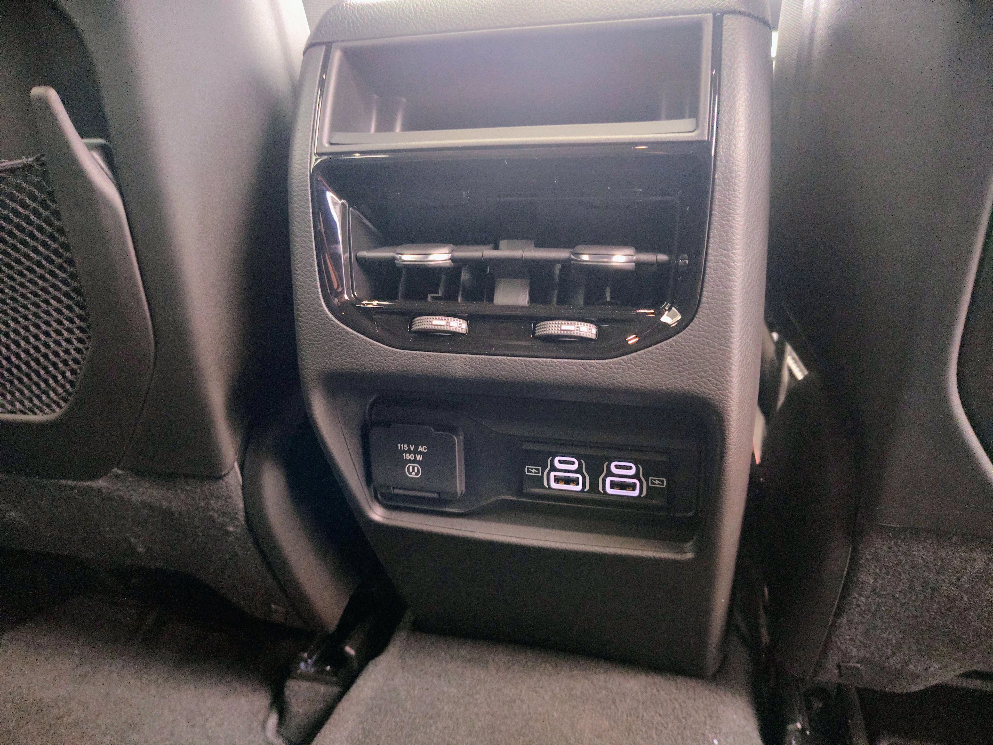 New 2025 Jeep Grand Cherokee Altitude image 23