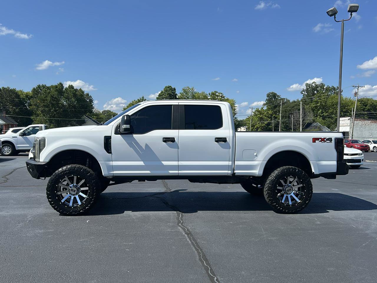 Used 2017 Ford F250 XL w/ Power Equipment Group AWD/4WD image 8