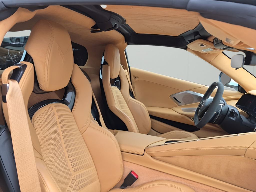 Used 2022 Chevrolet Corvette Stingray Premium Cpe w/ Engine Appearance Package image 15