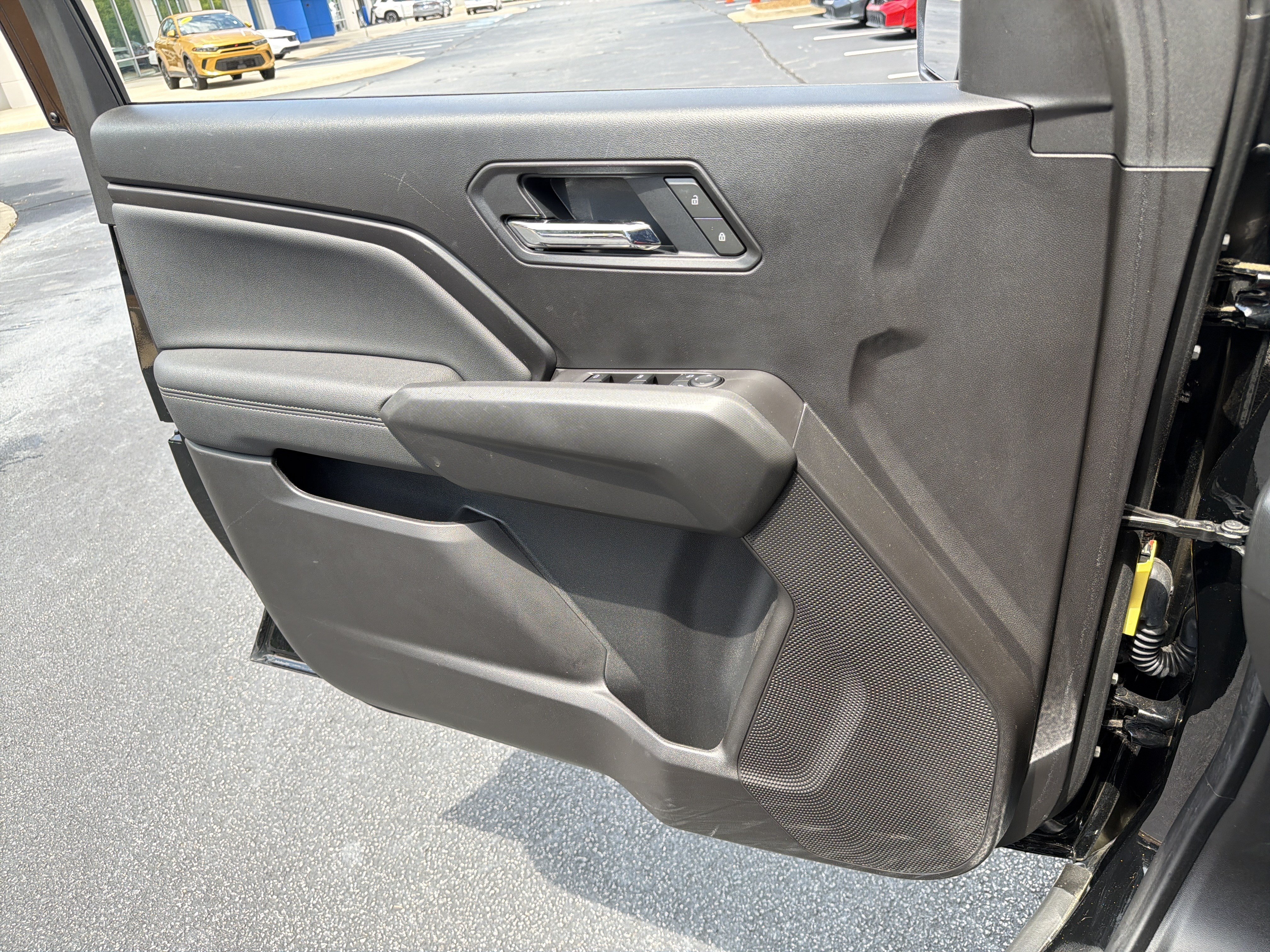 Used 2025 GMC Canyon Elevation w/ Convenience Package RWD image 13