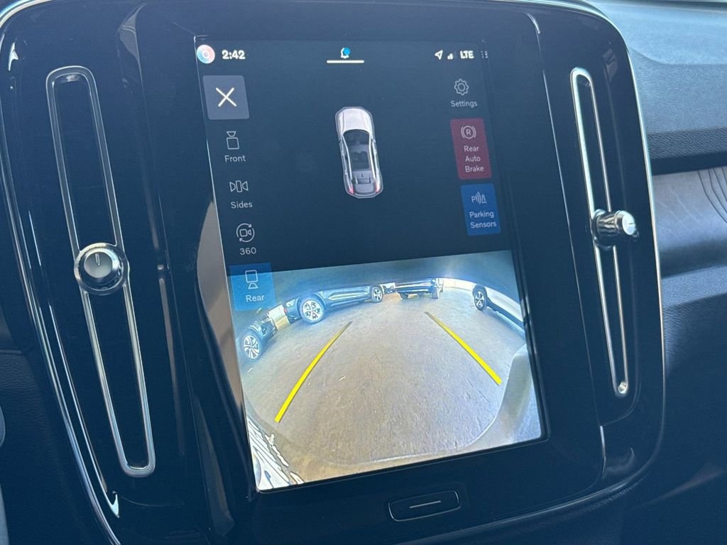 Certified 2023 Volvo C40 P8 Recharge Ultimate AWD/4WD image 19