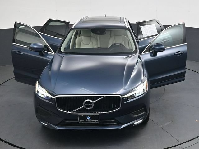 Used 2021 Volvo XC60 T5 Momentum w/ Premium Package AWD/4WD image 45
