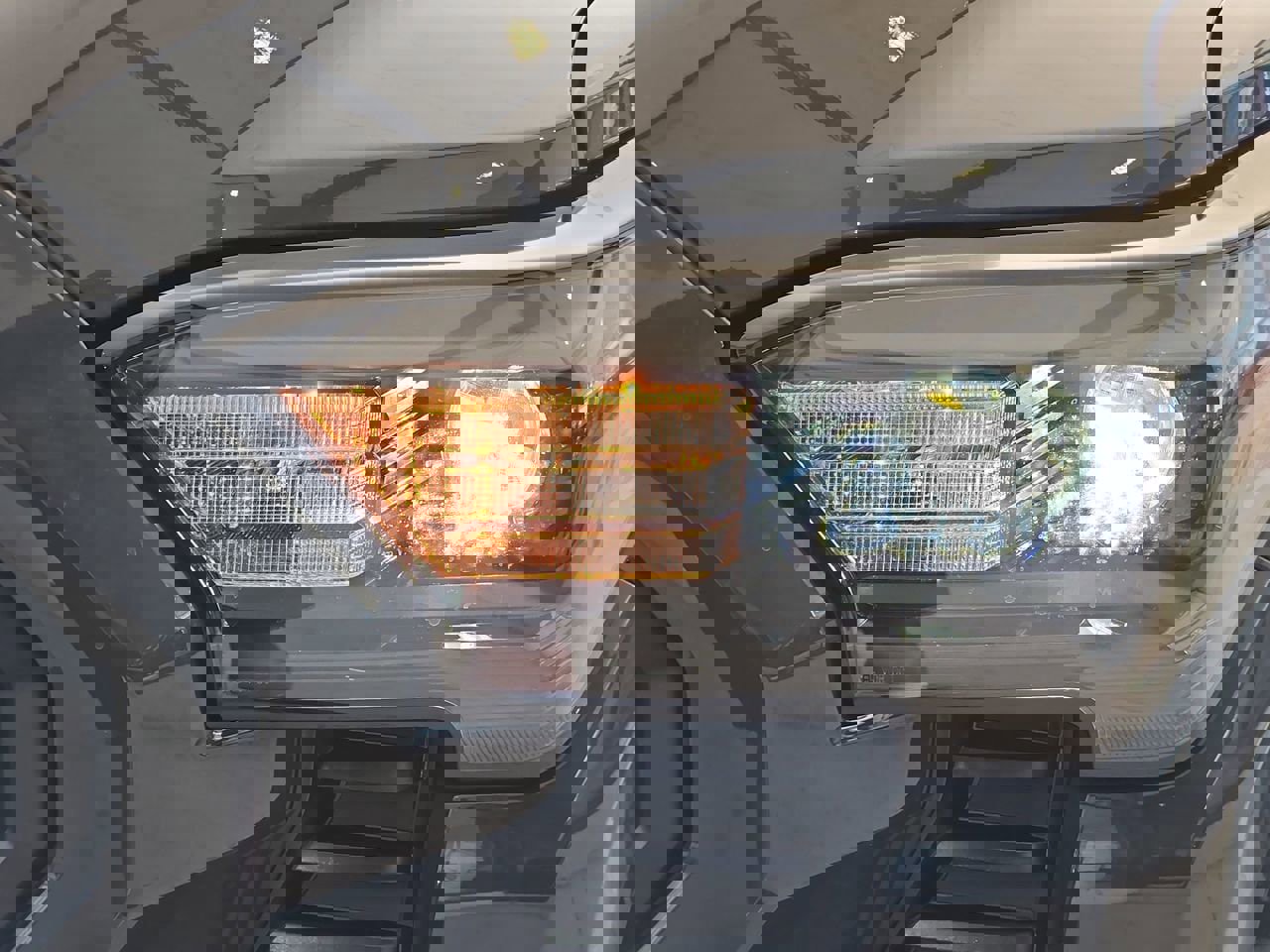 Used 2025 Toyota Tacoma SR5 image 34